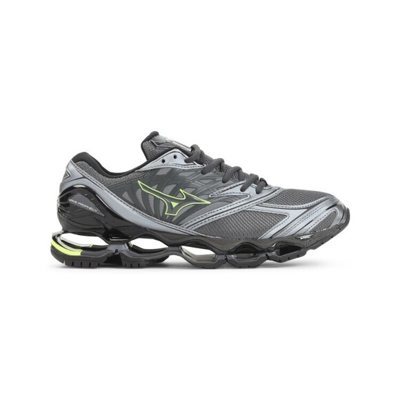 Mizuno Athletic Sneakers With Breathable Mesh And Leather Accents - NWT